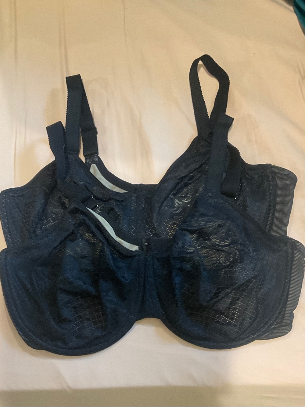 Wacoal Black Lace Full-Coverage Underwire Bra